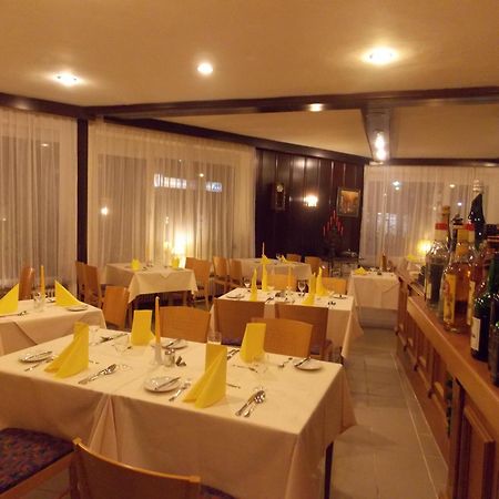 Hotel Krone Traisen ภายนอก รูปภาพ
