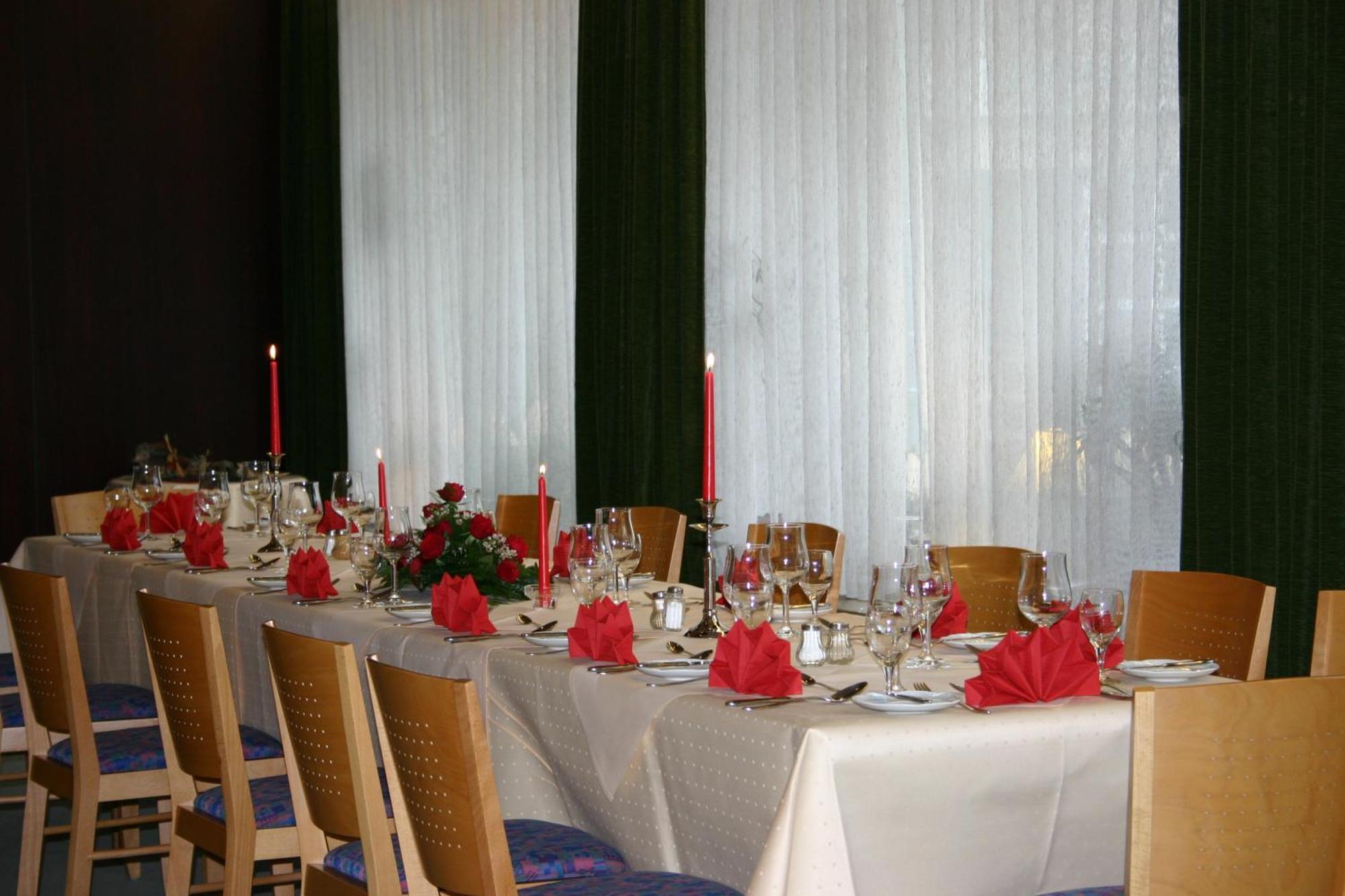 Hotel Krone Traisen ภายนอก รูปภาพ
