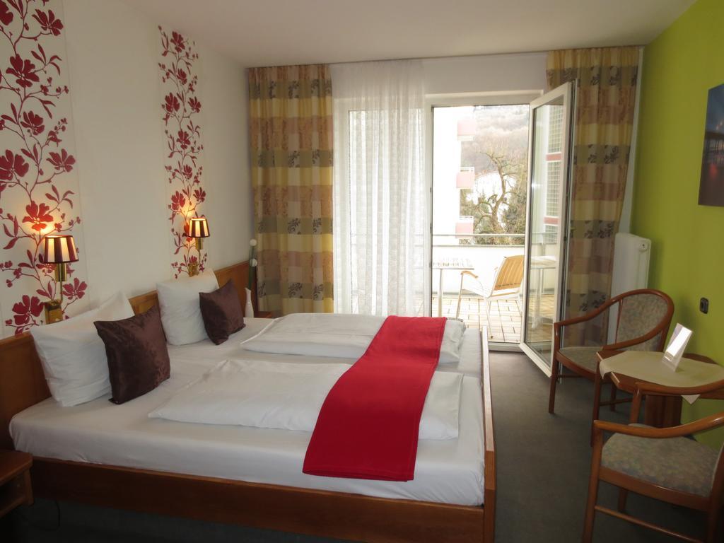 Hotel Krone Traisen ภายนอก รูปภาพ