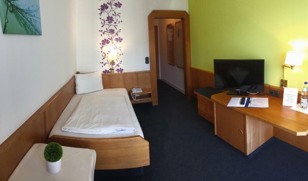 Hotel Krone Traisen ภายนอก รูปภาพ